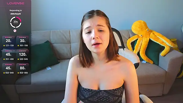 Snapshot of Leela_sun chatting on February 18, 2025, 4:37 am Leela sun online show from February 18, 2025, 4:37 am