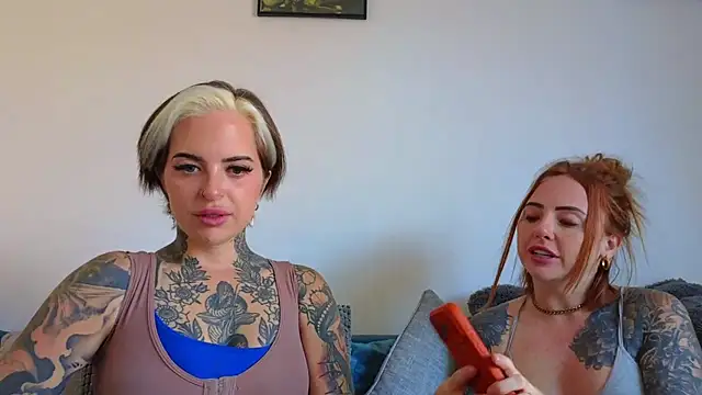 Snapshot of Alexandersonxo chatting on July 6, 2026, 3:03 pm Alexandersonxo online show from July 6, 2026, 3:03 pm