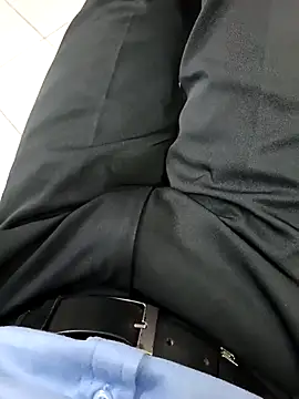 crrazy boy1  online show from December 5, 2025, 5:00 pm