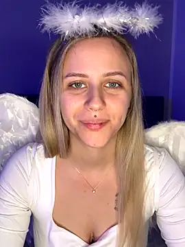 Snapshot of lunawolf21 chatting on December 5, 2025, 7:29 am lunawolf21 online show from December 5, 2025, 7:29 am