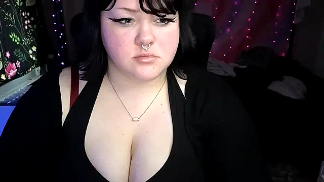 Snapshot of Flamefairy710 chatting on January 13, 2025, 9:52 pm Flamefairy710 online show from January 13, 2025, 9:52 pm