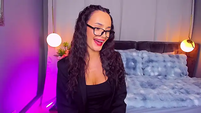 CarlaWhite online show from April 17, 2026, 3:31 am