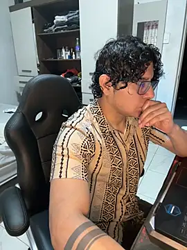 ikkipro online show from February 26, 2026, 11:49 pm