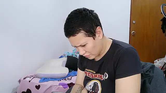 Snapshot of luxandracon23 chatting on January 13, 2026, 9:52 pm luxandracon23 online show from January 13, 2026, 9:52 pm