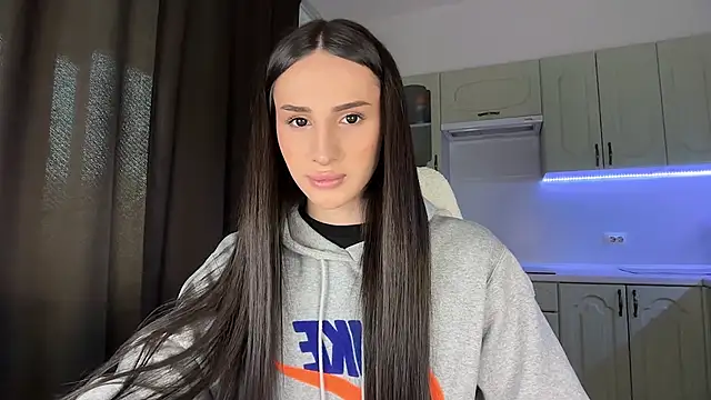 Kim Oberlin  online show from February 24, 2026, 1:12 pm