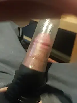 Snapshot of Gilgamesch1704 chatting on January 3, 2025, 7:27 am Gilgamesch1704 online show from January 3, 2025, 7:27 am