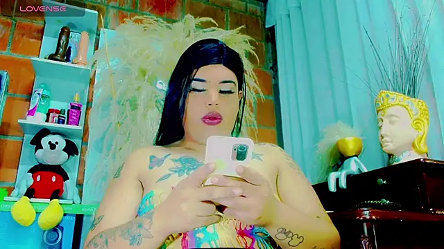 nauthyvalentina online show from February 18, 2026, 2:02 pm