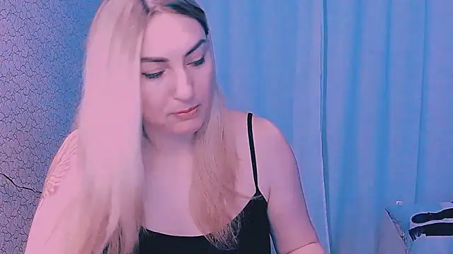 Snapshot of JaneLaJewel chatting on February 1, 2026, 7:50 am JaneLaJewel online show from February 1, 2026, 7:50 am