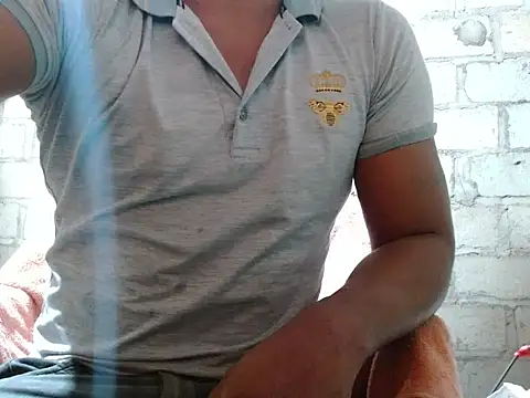 fernandez latinblackk online show from October 3, 2025, 1:09 am