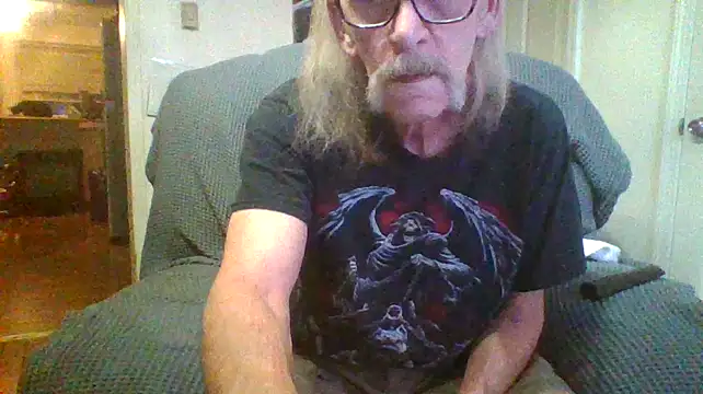 friendlychat1 online show from October 19, 2025, 12:35 am