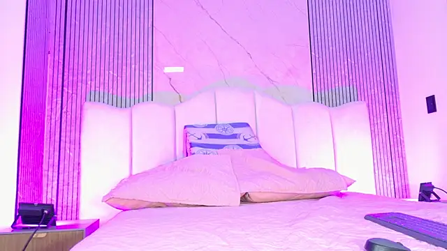 Snapshot of Sofia_martiin chatting on January 9, 2026, 3:35 am Sofia martiin online show from January 9, 2026, 3:35 am