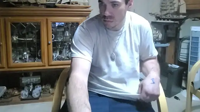 Snapshot of ScubaStevex chatting on April 5, 2026, 9:05 am ScubaStevex online show from April 5, 2026, 9:05 am