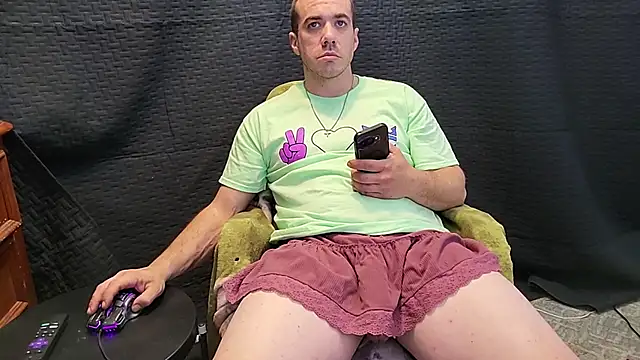 ScubaStevex online show from November 29, 2025, 11:32 am