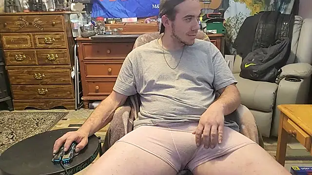 Snapshot of ScubaStevex chatting on January 12, 2026, 9:27 am ScubaStevex online show from January 12, 2026, 9:27 am