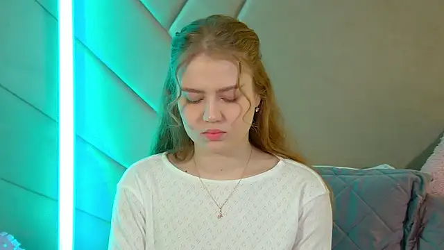 Snapshot of SelinSwarovski chatting on March 1, 2026, 3:56 pm SelinSwarovski online show from March 1, 2026, 3:56 pm