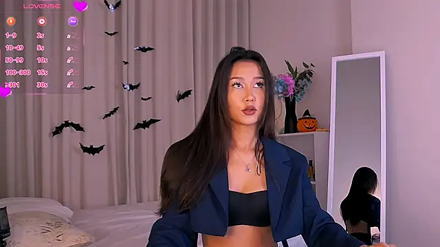 Snapshot of Melissa_Mone chatting on October 29, 2025, 7:18 am Melissa Mone online show from October 29, 2025, 7:18 am