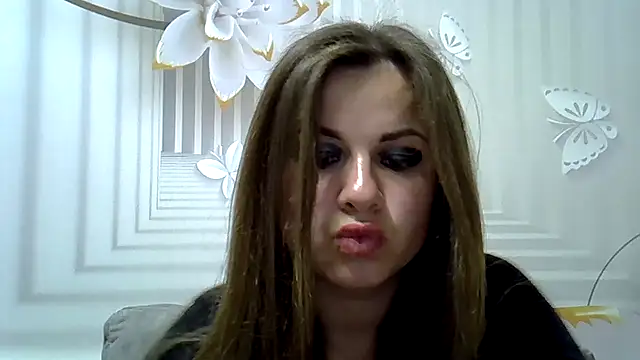 TinaFun4u online show from April 7, 2026, 8:32 pm