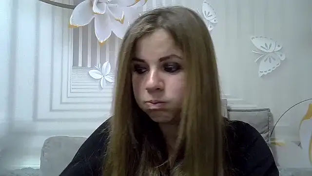 TinaFun4u online show from November 10, 2025, 8:14 pm