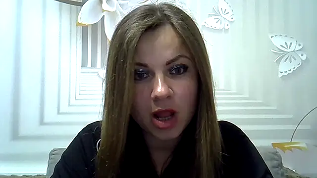 Snapshot of TinaFun4u chatting on April 22, 2026, 7:53 pm TinaFun4u online show from April 22, 2026, 7:53 pm