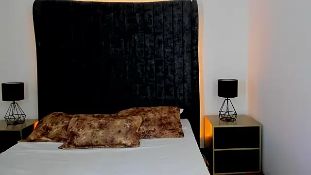 Snapshot of NataGarcia chatting on October 10, 2025, 4:41 pm NataGarcia online show from October 10, 2025, 4:41 pm