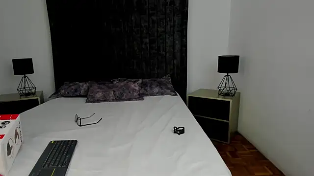 Snapshot of NataGarcia chatting on May 22, 2026, 7:56 pm NataGarcia online show from May 22, 2026, 7:56 pm