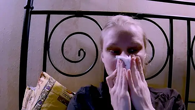Snapshot of KatiKate chatting on January 20, 2025, 10:59 pm KatiKate online show from January 20, 2025, 10:59 pm