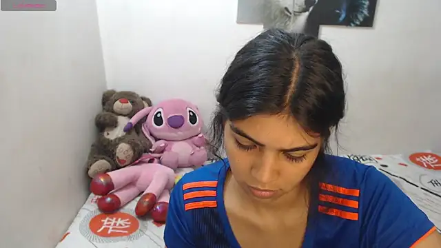 Snapshot of Pocahontas_Princess_ chatting on June 3, 2026, 4:44 pm Pocahontas Princess online show from June 3, 2026, 4:44 pm