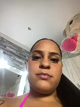 Snapshot of Violetrousse chatting on June 23, 2026, 7:12 pm Violetrousse online show from June 23, 2026, 7:12 pm