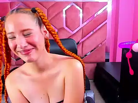 Nami Curls online show from February 28, 2025, 7:46 pm