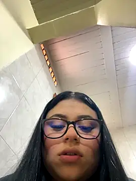 Snapshot of alissonfernandez_ chatting on September 22, 2025, 1:50 pm alissonfernandez online show from September 22, 2025, 1:50 pm