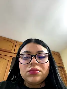 Snapshot of alissonfernandez_ chatting on October 16, 2025, 11:29 am alissonfernandez online show from October 16, 2025, 11:29 am