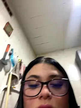 Snapshot of alissonfernandez_ chatting on September 26, 2025, 12:39 am alissonfernandez online show from September 26, 2025, 12:39 am