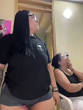 Snapshot of alissonfernandez_ chatting on November 19, 2025, 9:15 pm alissonfernandez online show from November 19, 2025, 9:15 pm