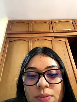 Snapshot of alissonfernandez_ chatting on September 19, 2025, 4:38 am alissonfernandez online show from September 19, 2025, 4:38 am