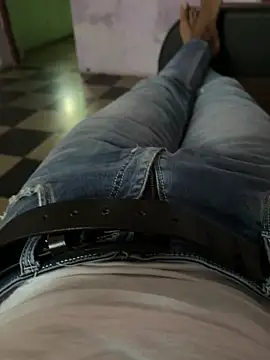 Snapshot of Desiboy___21 chatting on February 18, 2025, 10:05 am Desiboy   21 online show from February 18, 2025, 10:05 am