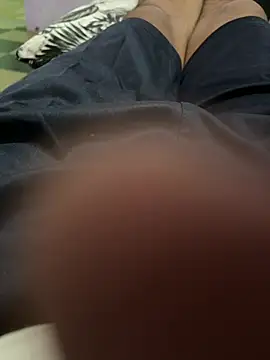 Snapshot of Desiboy___21 chatting on December 18, 2024, 4:49 pm Desiboy   21 online show from December 18, 2024, 4:49 pm