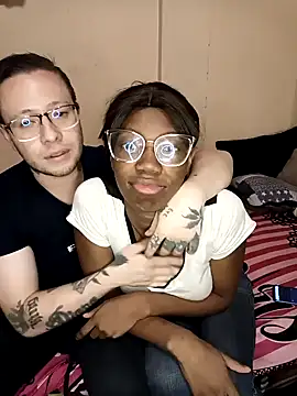Snapshot of Ashanti_and__alejo chatting on January 12, 2025, 1:11 am Ashanti and alejo online show from January 12, 2025, 1:11 am