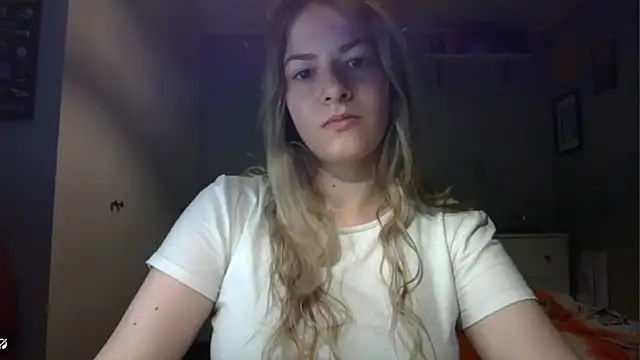 Snapshot of ROSIEx_sweet chatting on October 27, 2025, 7:42 am ROSIEx sweet online show from October 27, 2025, 7:42 am