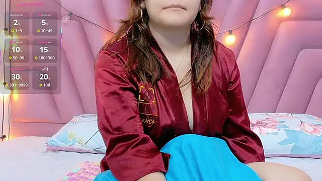 Snapshot of hornybarelylegalgirl chatting on October 29, 2025, 12:48 pm hornybarelylegalgirl online show from October 29, 2025, 12:48 pm