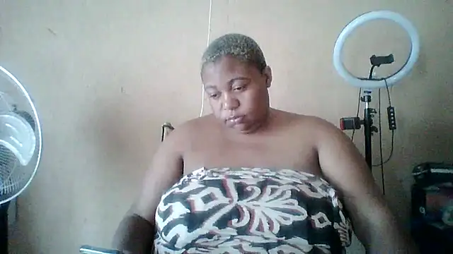 Snapshot of bustyboobs6 chatting on February 14, 2026, 6:24 am bustyboobs6 online show from February 14, 2026, 6:24 am