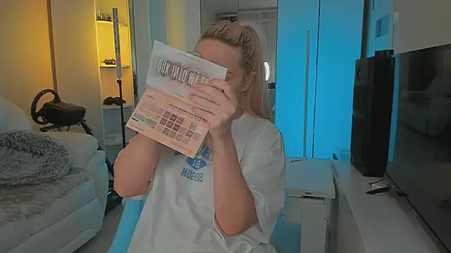 1AlexaGoddess3 online show from January 28, 2025, 3:04 am