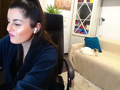 Snapshot of AmashaSiri chatting on December 30, 2024, 7:32 pm AmashaSiri online show from December 30, 2024, 7:32 pm