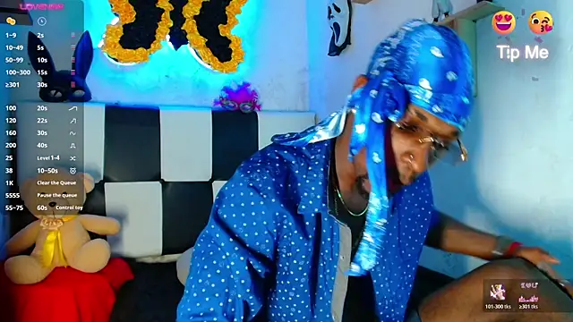 Aroonpapisex online show from April 5, 2026, 7:20 pm