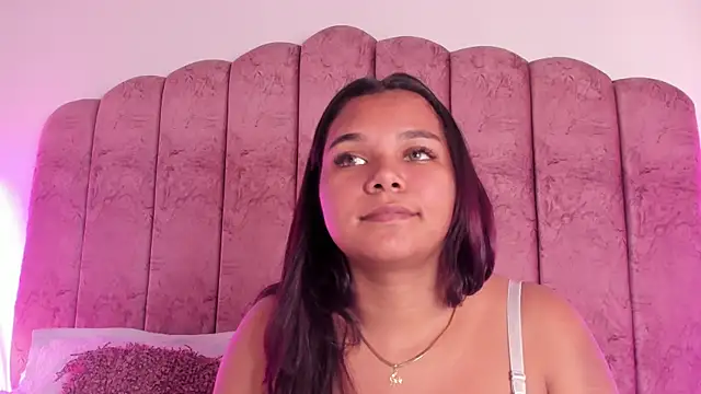 Snapshot of Carolina_Evanss chatting on February 21, 2026, 4:03 am Carolina Evanss online show from February 21, 2026, 4:03 am