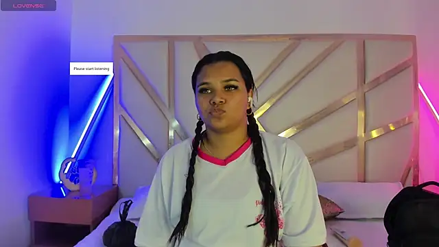 Carolina Evanss online show from October 30, 2025, 11:08 am