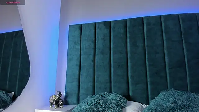 Snapshot of Carolina_Evanss chatting on March 3, 2026, 3:57 am Carolina Evanss online show from March 3, 2026, 3:57 am