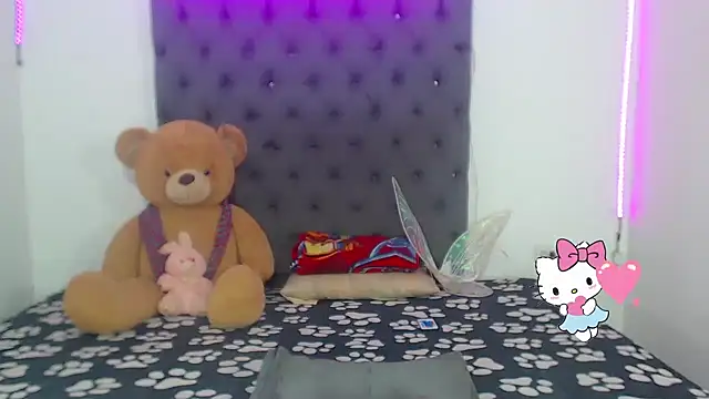 lucianadolll online show from October 28, 2025, 10:25 am