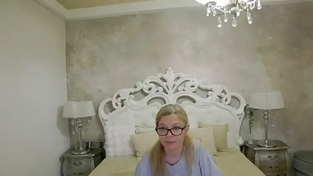 Angelina33 online show from March 30, 2026, 2:07 pm