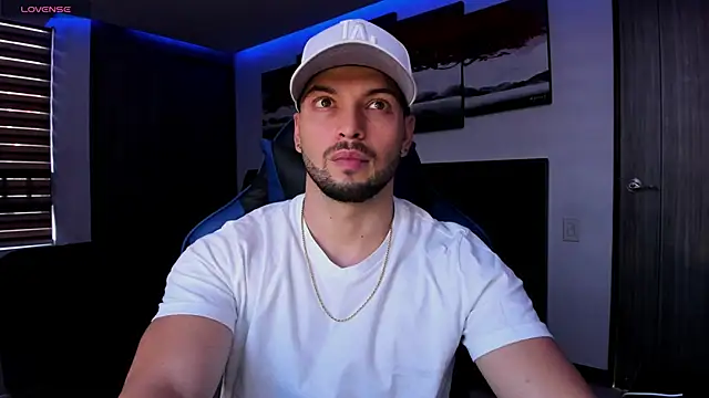 nick klaus online show from April 17, 2026, 10:45 pm