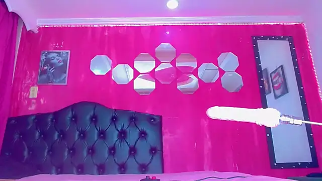 Snapshot of TiffanyMackensyy chatting on November 22, 2025, 1:59 am TiffanyMackensyy online show from November 22, 2025, 1:59 am